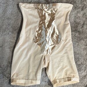 Maidenform Shapewear in Cream and Gold